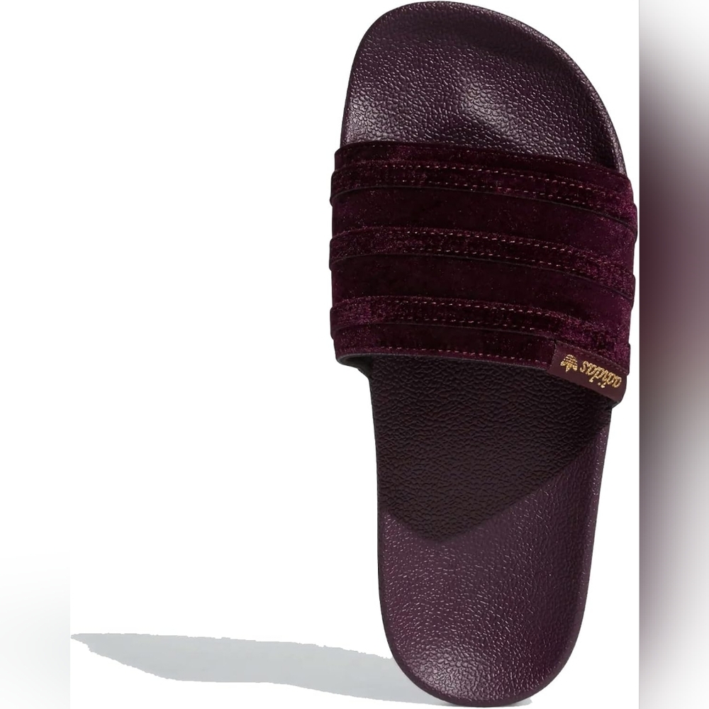 New Wmns Adilette Slide 'Victory Crimson Size 9 - Picture 3 of 15